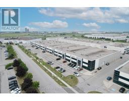 35 ROYAL GROUP CRESCENT, Vaughan, Ontario