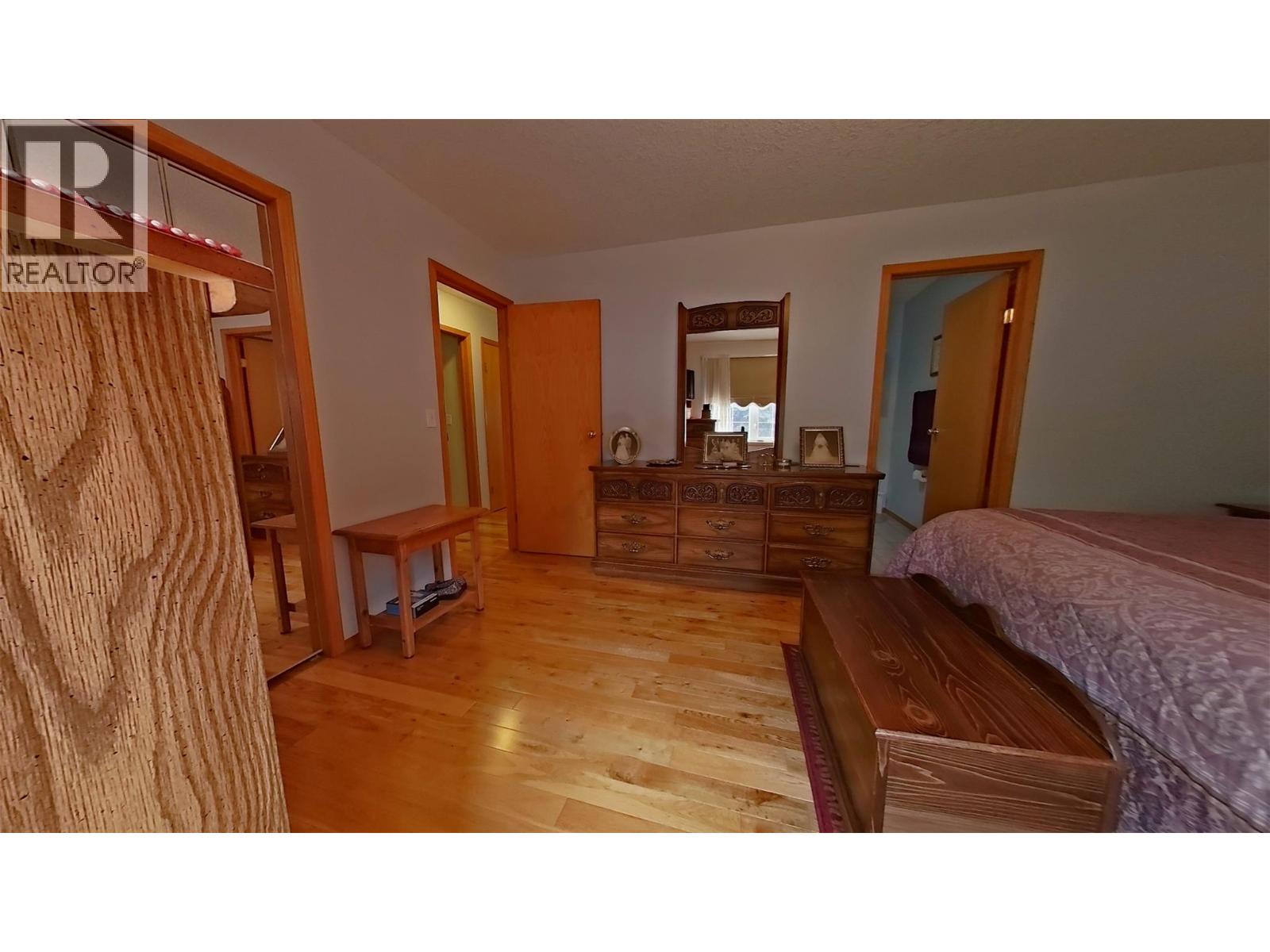 915 Hushcroft Rd Street, Lister, British Columbia  V0B 1G2 - Photo 19 - 10395283