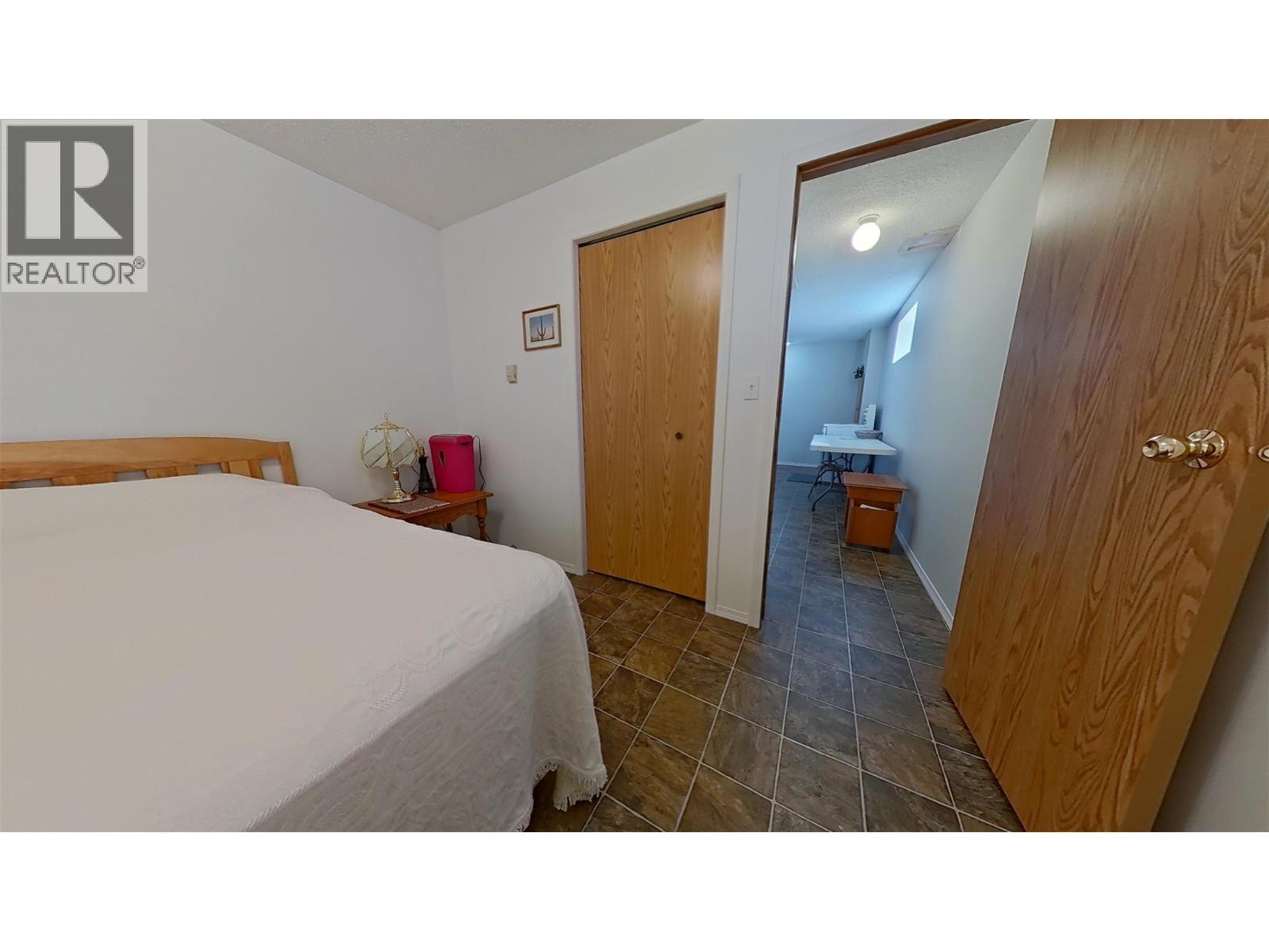 915 Hushcroft Rd Street, Lister, British Columbia  V0B 1G2 - Photo 44 - 10395283