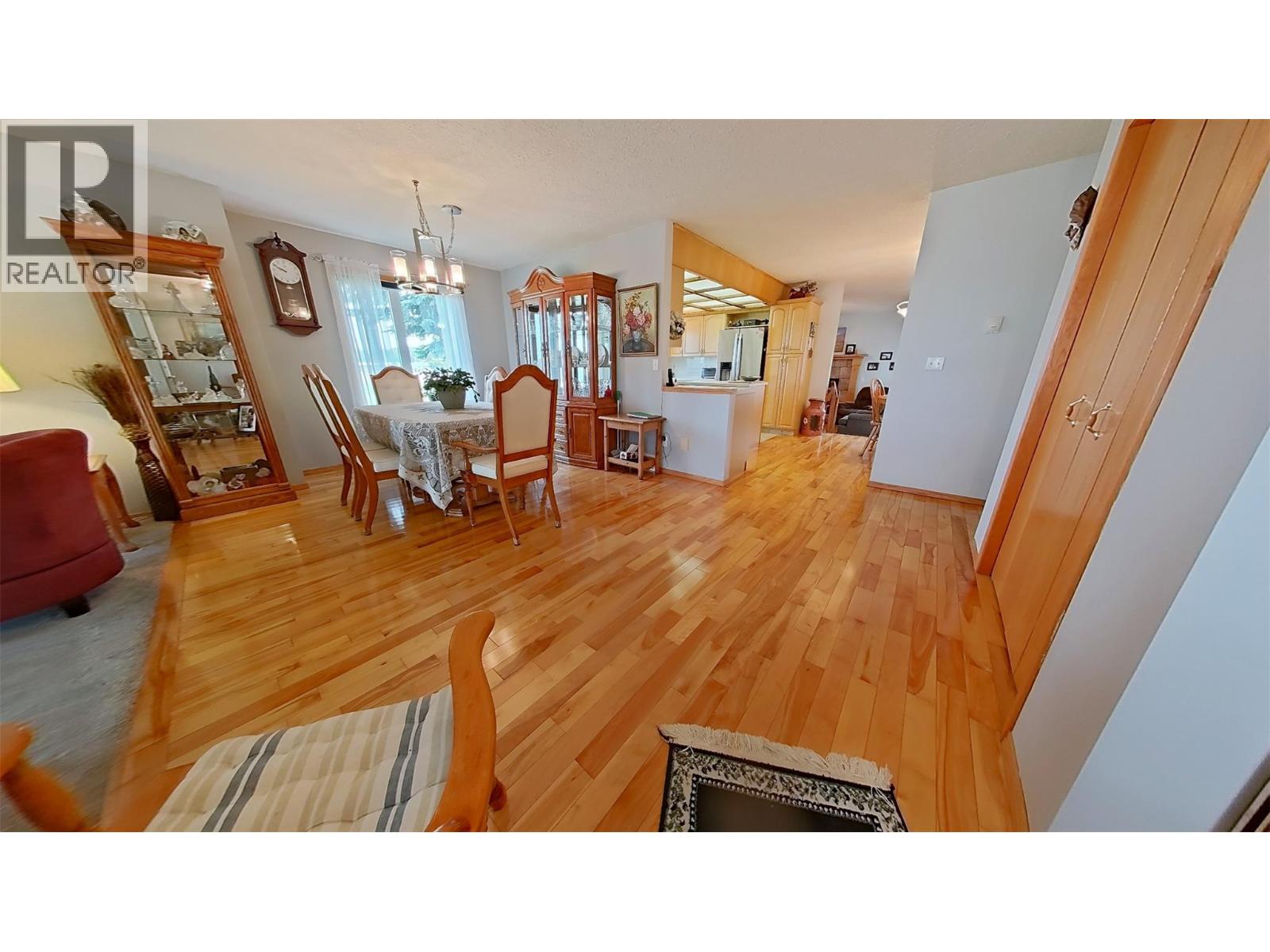 915 Hushcroft Rd Street, Lister, British Columbia  V0B 1G2 - Photo 11 - 10395283