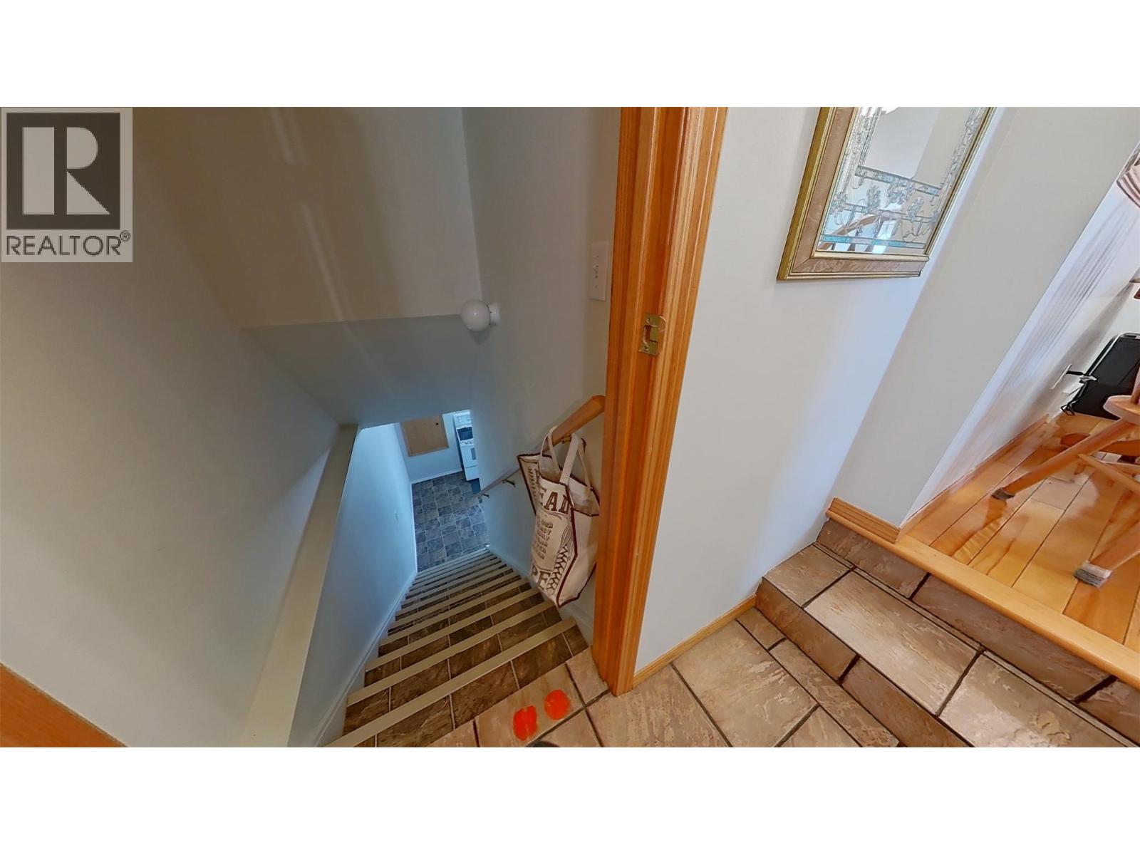 915 Hushcroft Rd Street, Lister, British Columbia  V0B 1G2 - Photo 36 - 10395283