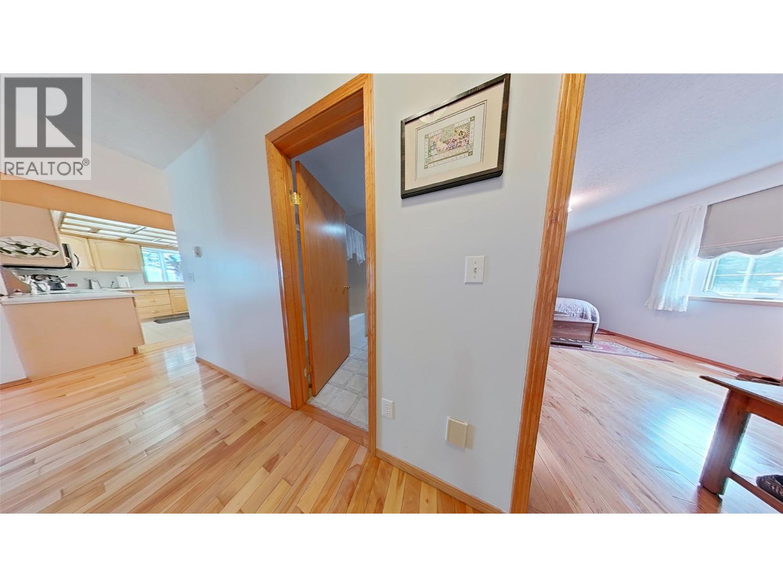 915 Hushcroft Rd Street, Lister, British Columbia  V0B 1G2 - Photo 22 - 10395283