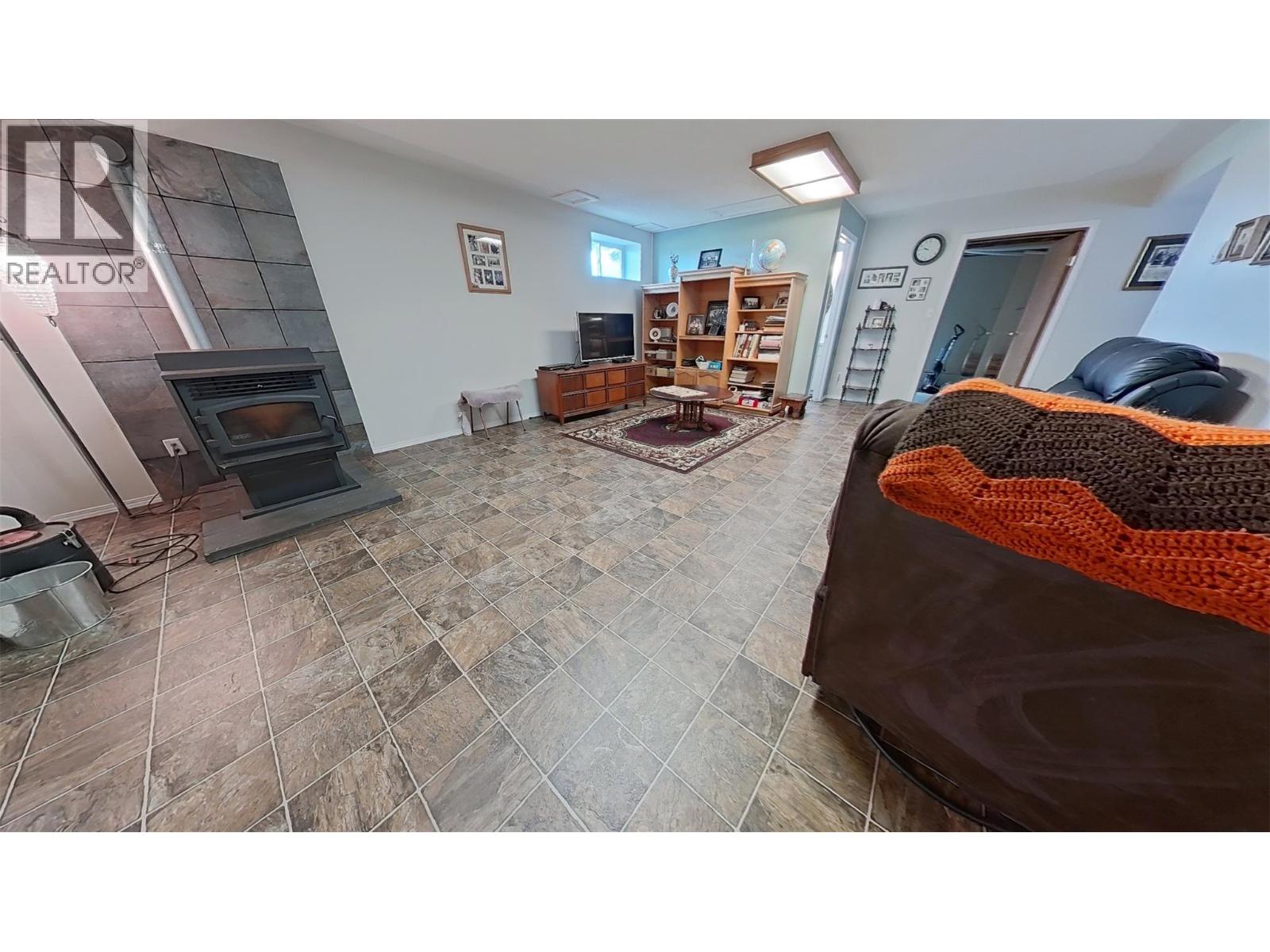 915 Hushcroft Rd Street, Lister, British Columbia  V0B 1G2 - Photo 59 - 10395283