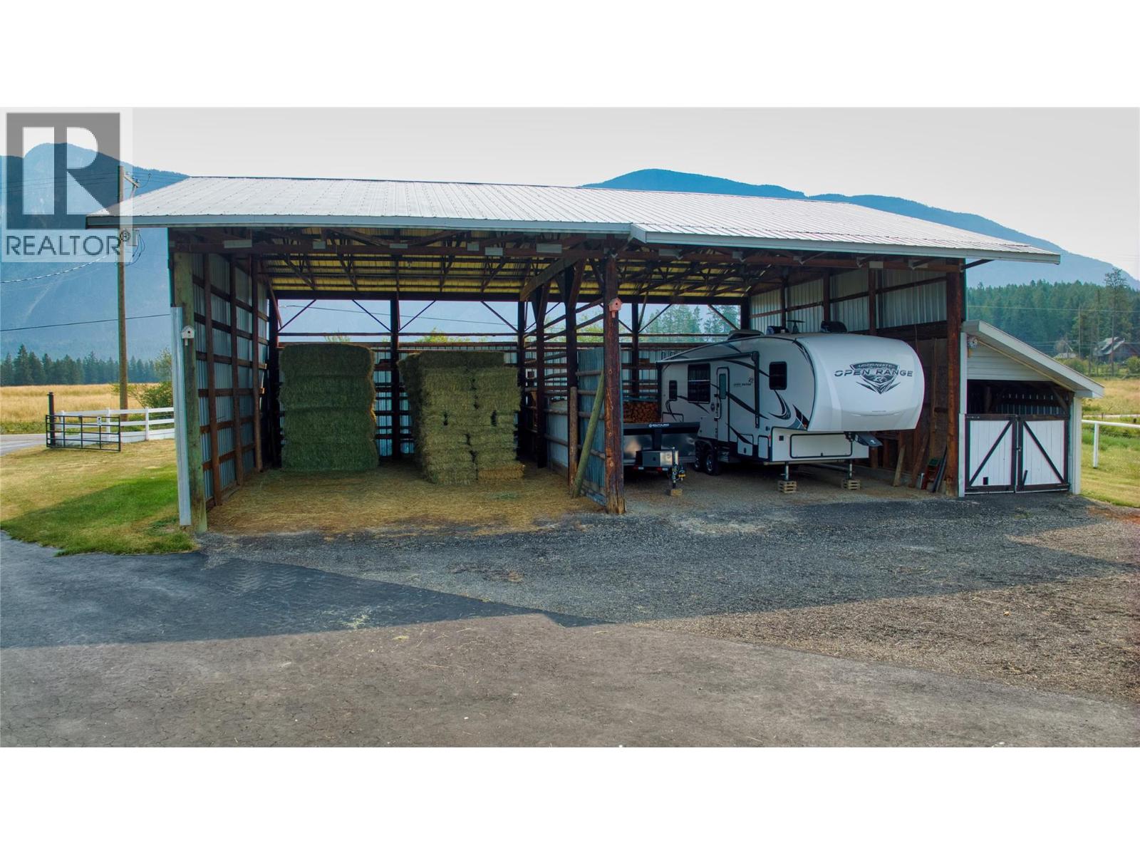 915 Hushcroft Rd Street, Lister, British Columbia  V0B 1G2 - Photo 77 - 10395283