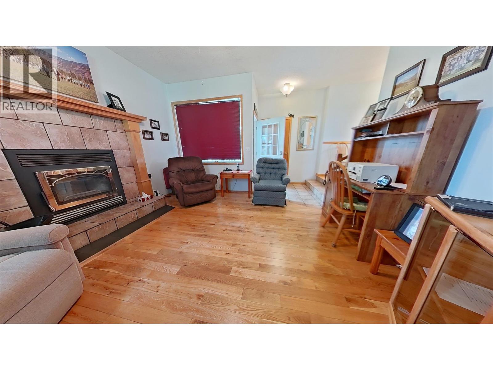 915 Hushcroft Rd Street, Lister, British Columbia  V0B 1G2 - Photo 7 - 10395283