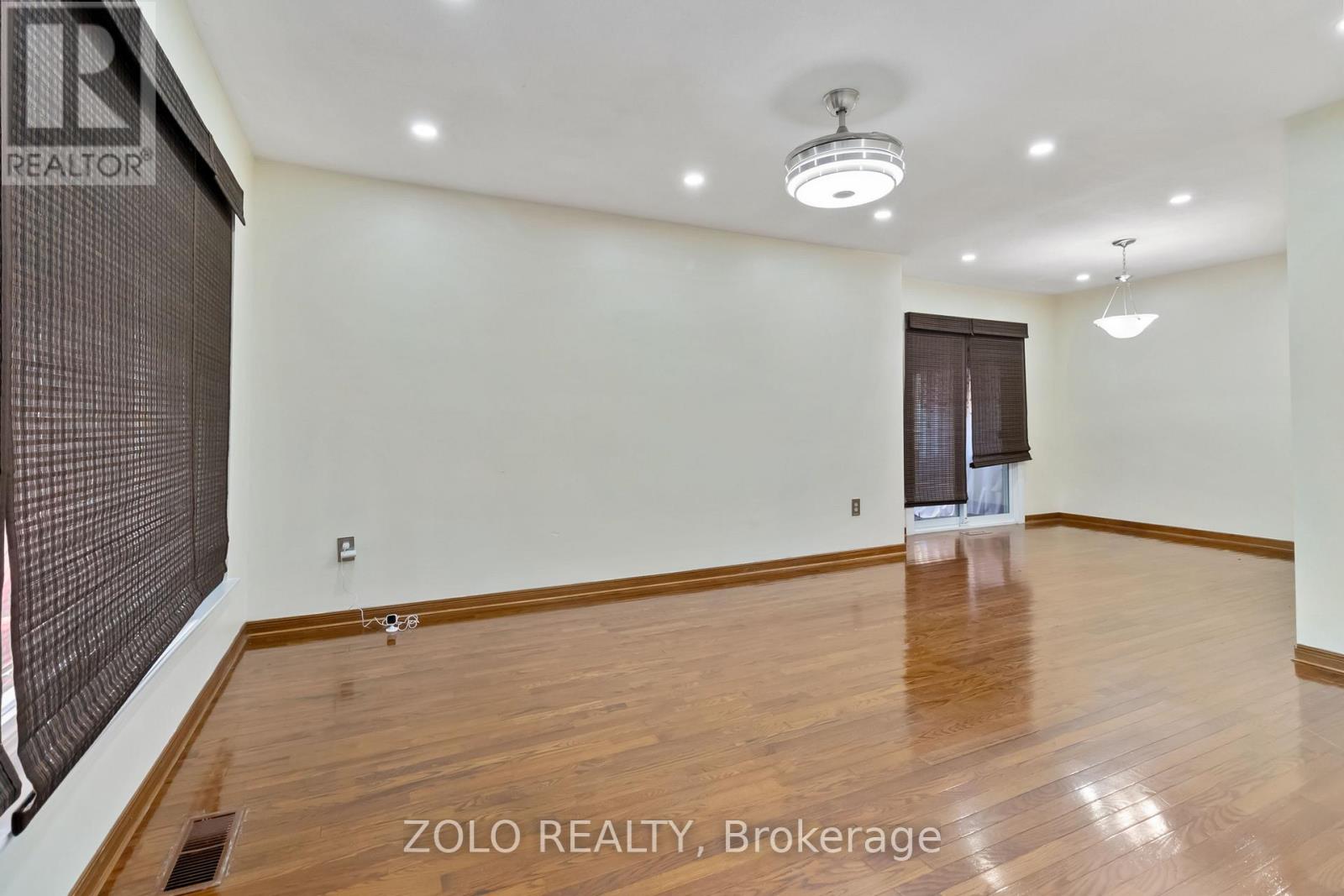 3387 Hannibal Rd Road, Burlington, Ontario  L7M 1R9 - Photo 4 - W13616860