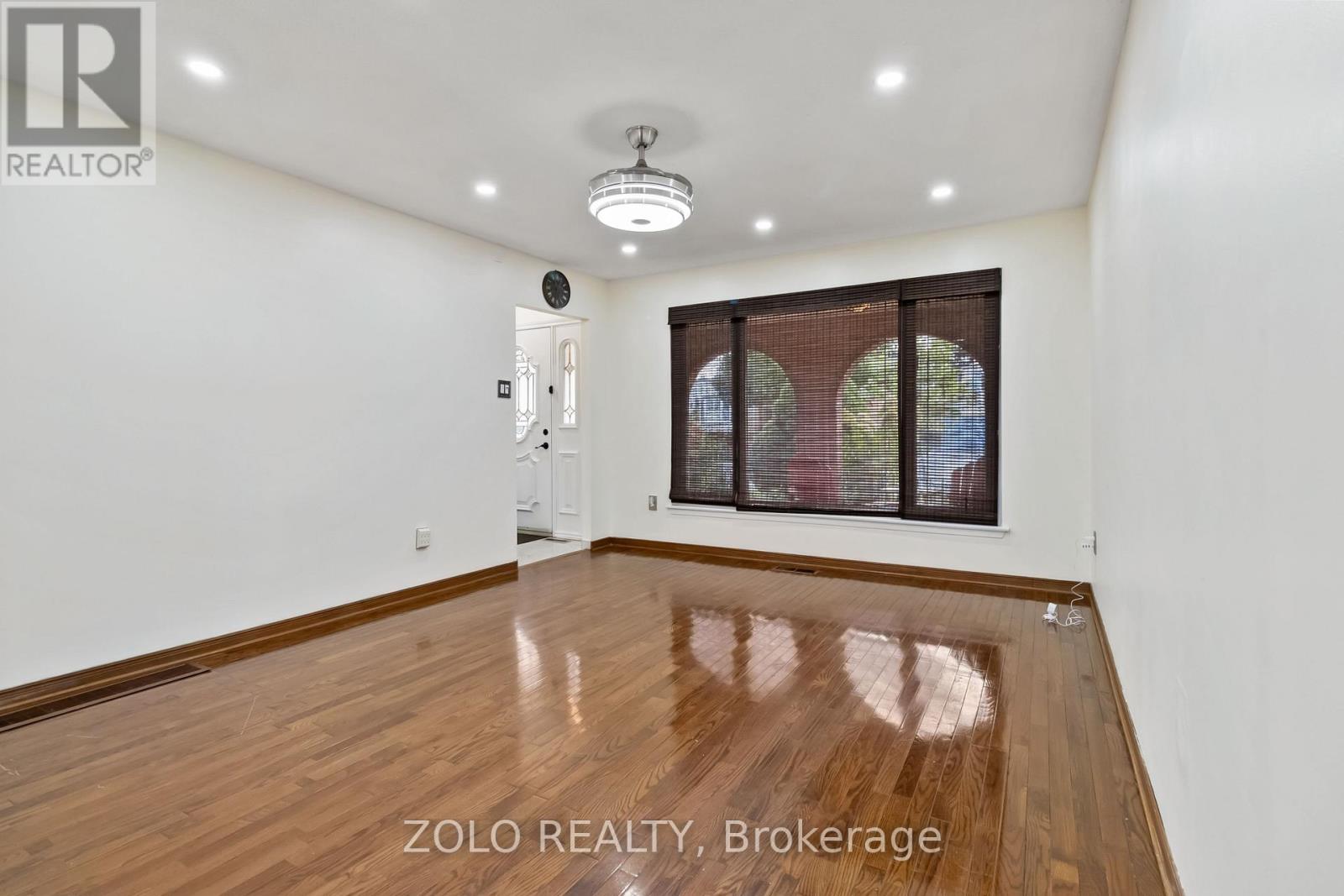 3387 Hannibal Rd Road, Burlington, Ontario  L7M 1R9 - Photo 5 - W13616860