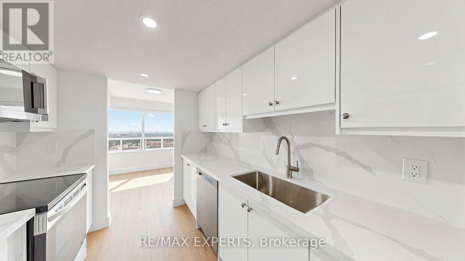 2003 - 325 Webb Drive, Mississauga, Ontario  L5B 3Z9 - Photo 17 - W13616898