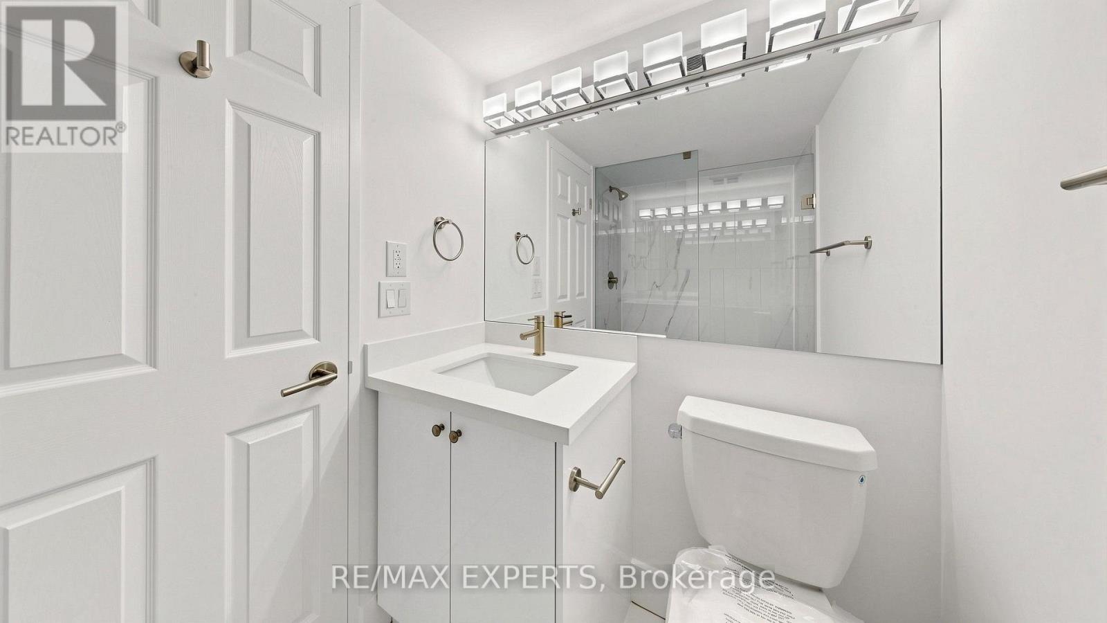 2003 - 325 Webb Drive, Mississauga, Ontario  L5B 3Z9 - Photo 27 - W13616898