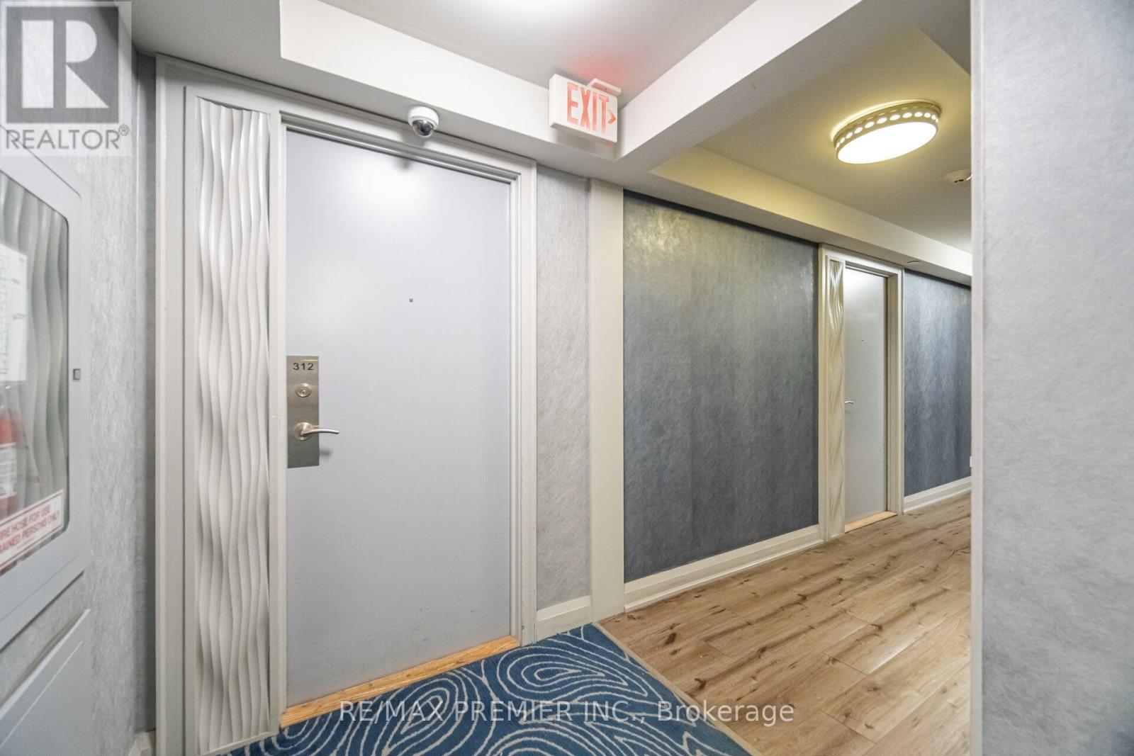 312 - 80 Esther Lorrie Drive, Toronto, Ontario  M9W 0C6 - Photo 3 - W13616902