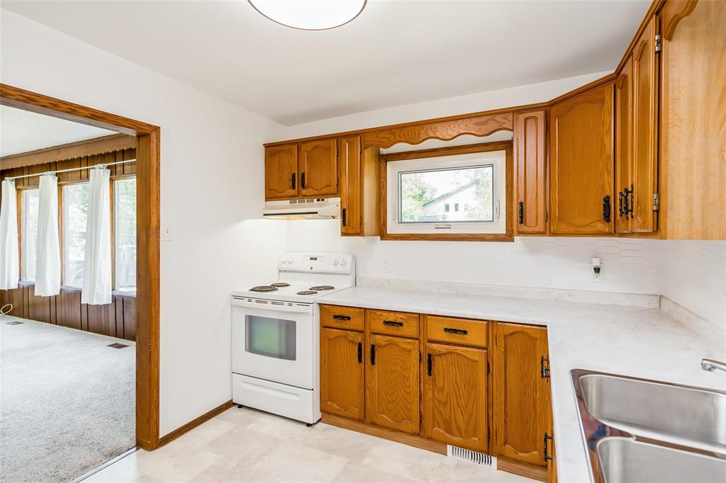 66 Essar Avenue, Winnipeg, Manitoba R2G 0S5 - Photo 13 - 202618907