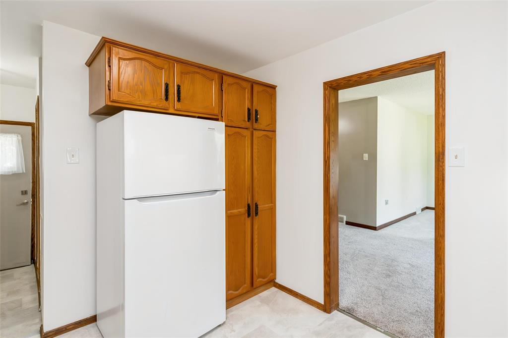 66 Essar Avenue, Winnipeg, Manitoba R2G 0S5 - Photo 16 - 202618907