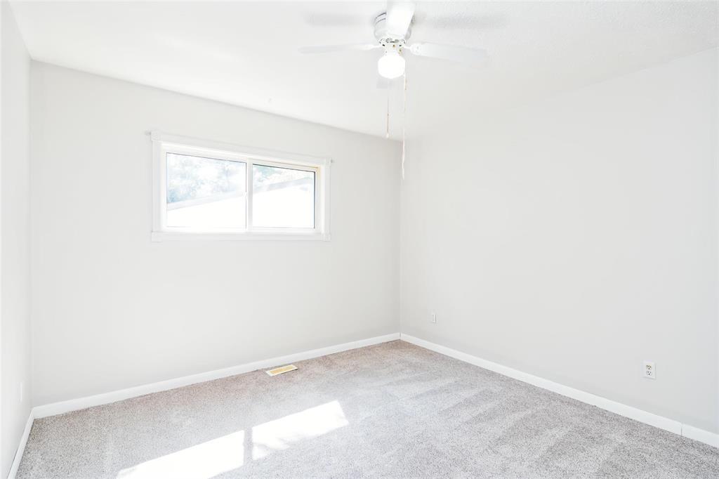 66 Essar Avenue, Winnipeg, Manitoba R2G 0S5 - Photo 18 - 202618907