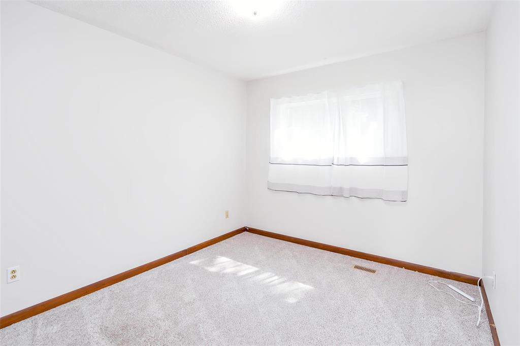 66 Essar Avenue, Winnipeg, Manitoba R2G 0S5 - Photo 22 - 202618907