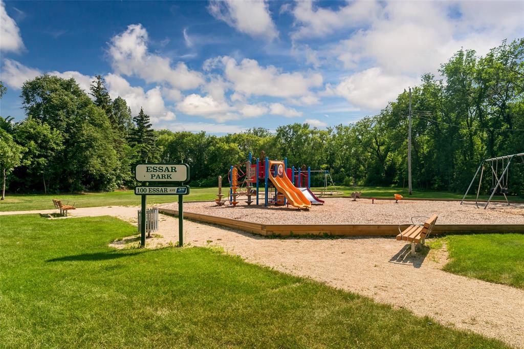 66 Essar Avenue, Winnipeg, Manitoba R2G 0S5 - Photo 41 - 202618907