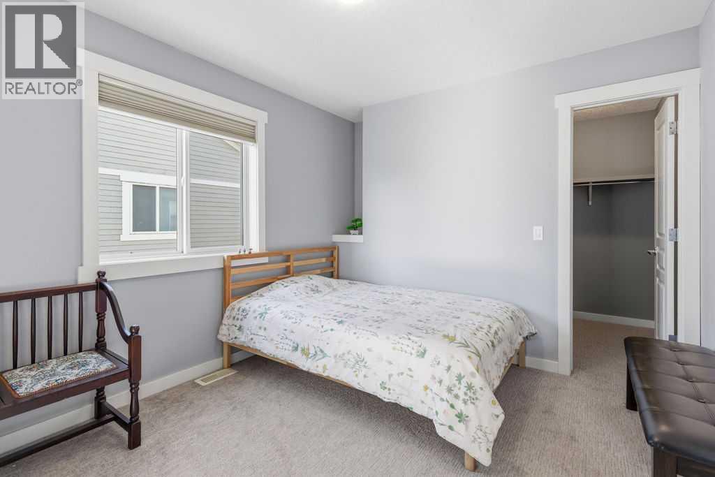 122 Ypres Green Sw, Calgary, Alberta  T2T 6M1 - Photo 20 - A2325213