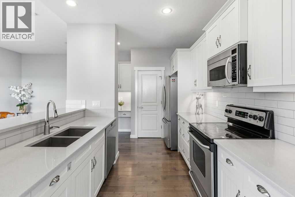 122 Ypres Green Sw, Calgary, Alberta  T2T 6M1 - Photo 14 - A2325213