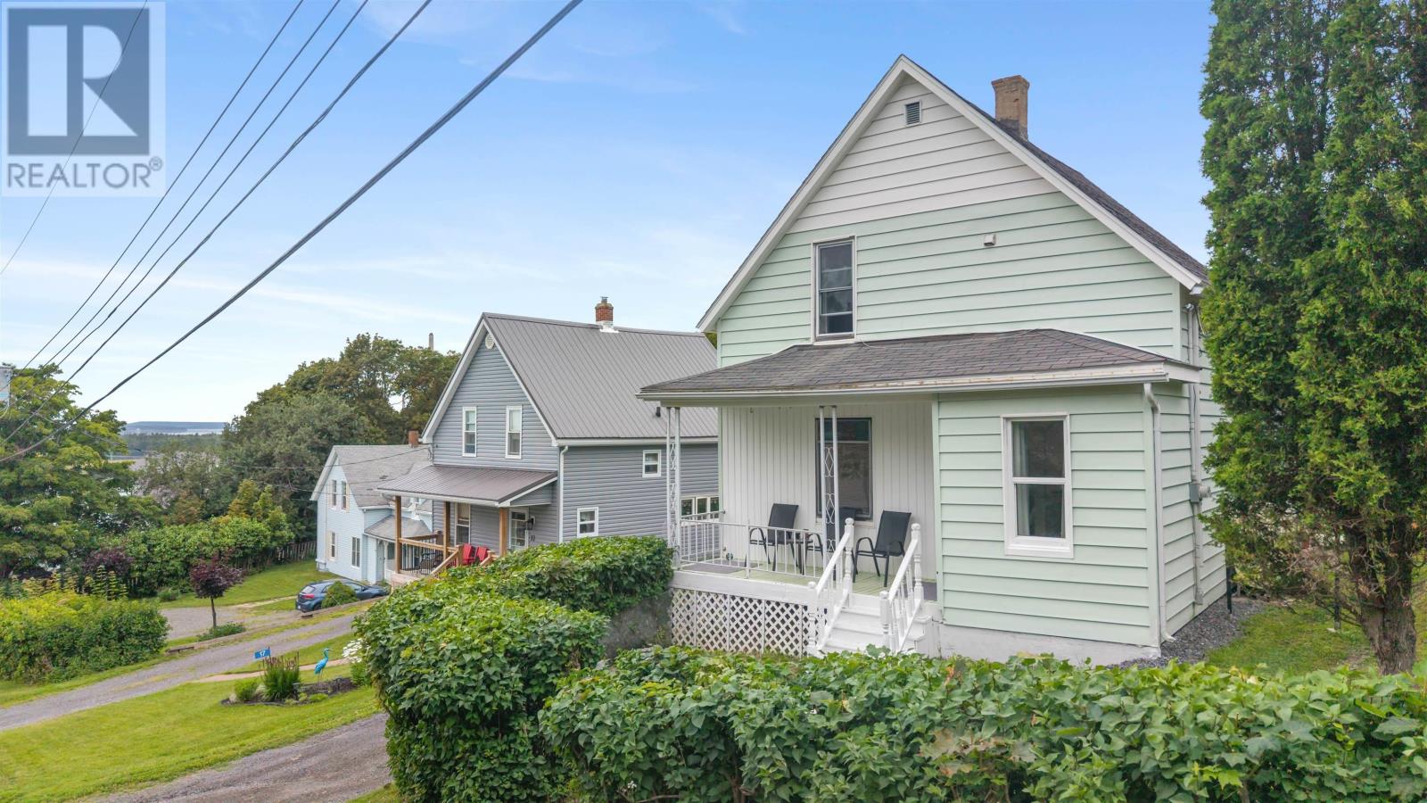 21 Hampson Street, Trenton, Nova Scotia  B0K 1X0 - Photo 4 - 202618981