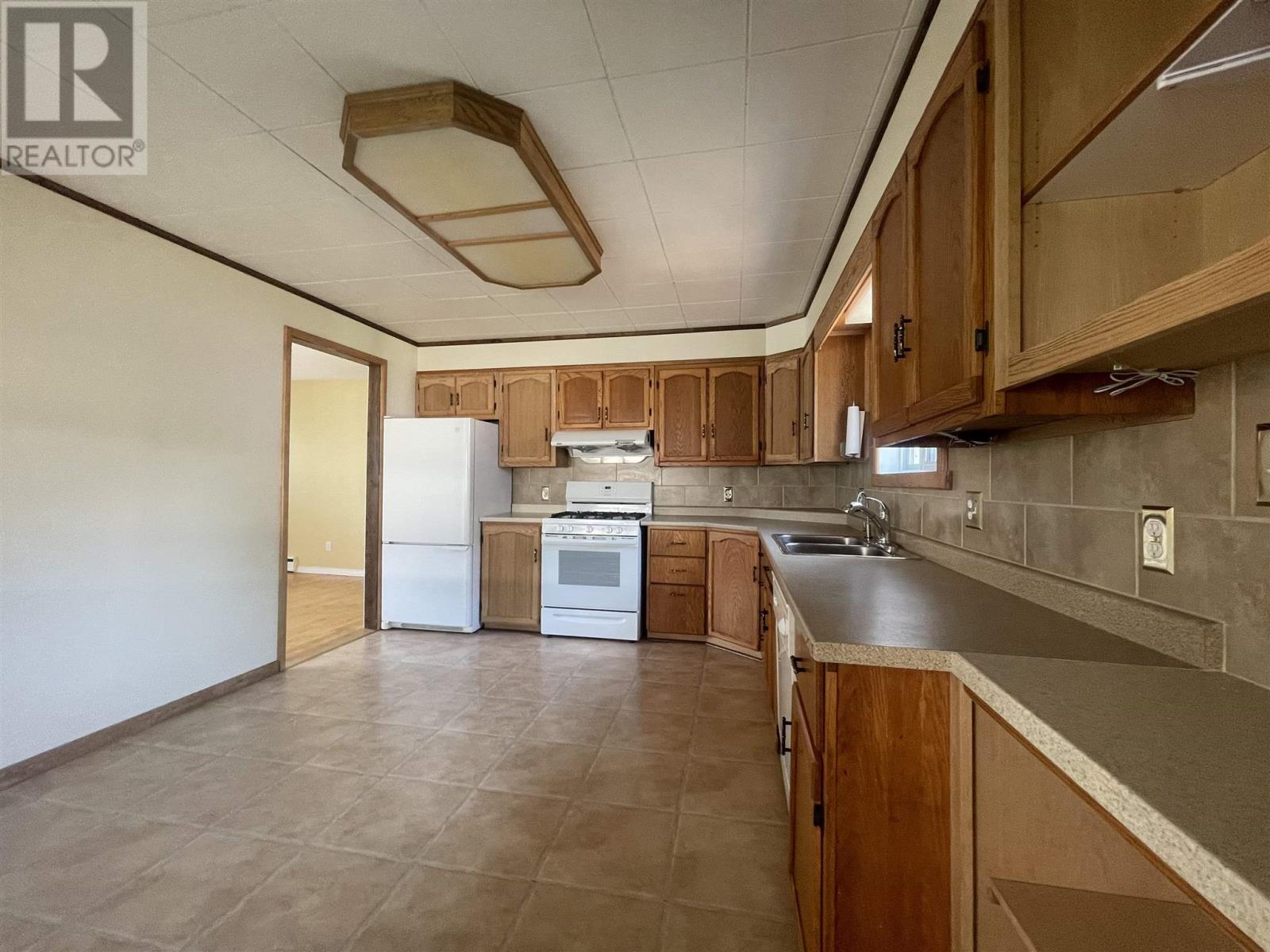 40 Frances St, Thessalon, Ontario  P0R 1L0 - Photo 9 - SM261813