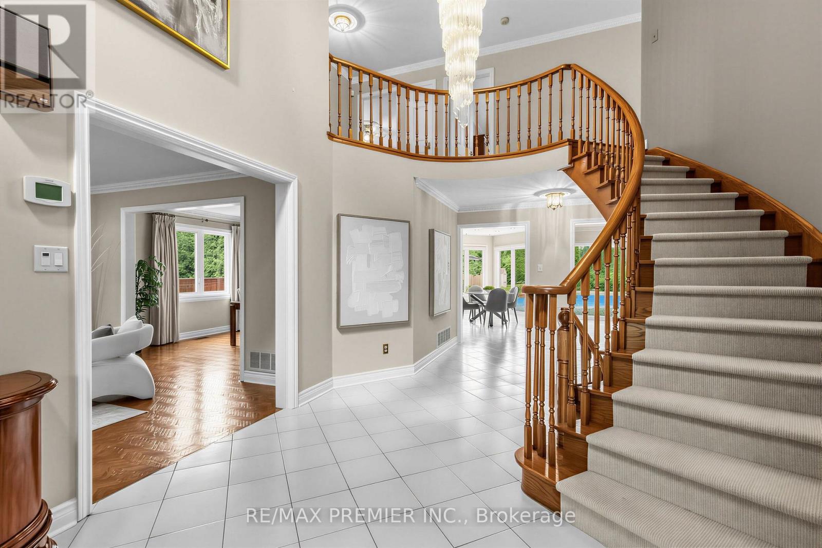28 Bridgend Court S, Vaughan, Ontario  L4L 3L3 - Photo 4 - N13556336