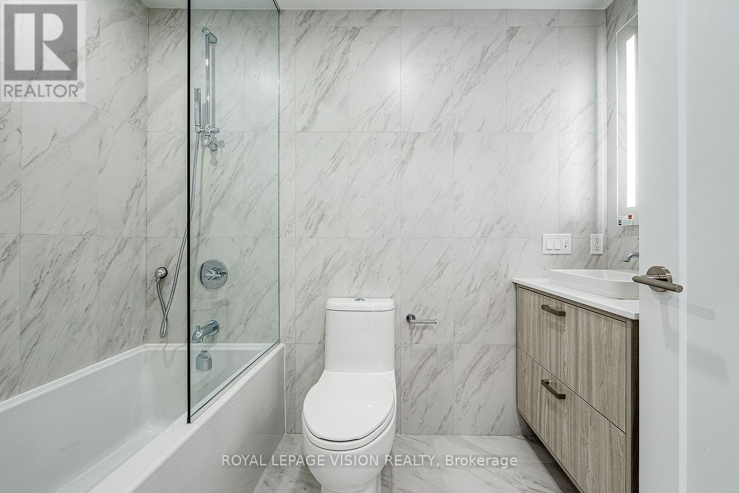 401 - 858 Dupont Street, Toronto, Ontario  M6G 0C1 - Photo 4 - W13612220