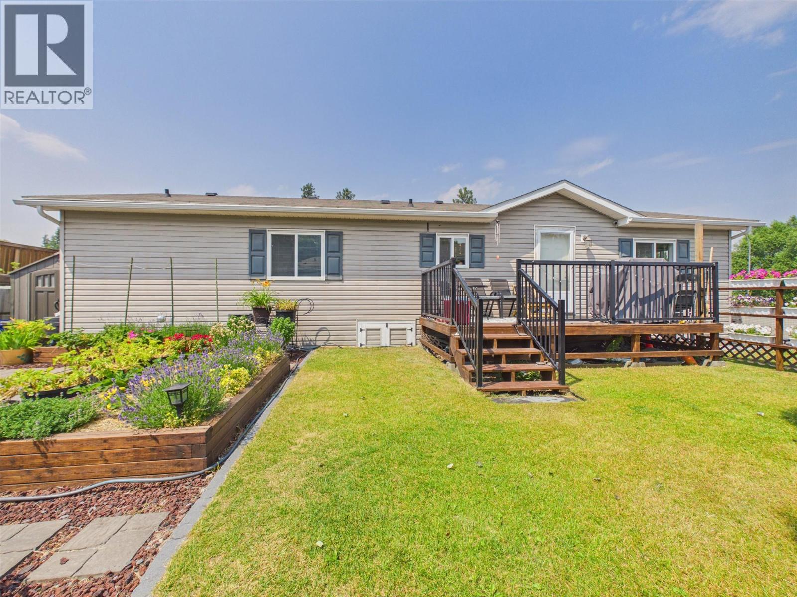 32 Pinewood Avenue, Cranbrook, British Columbia V1C 5X8 - Photo 1 - 10395771