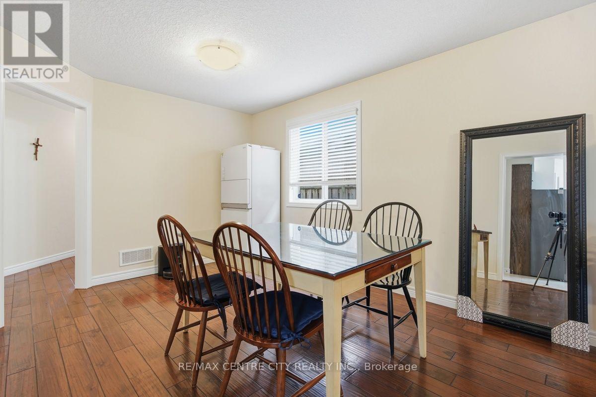 1982 Denview Avenue, London North, Ontario  N6G 0G3 - Photo 11 - X13617082