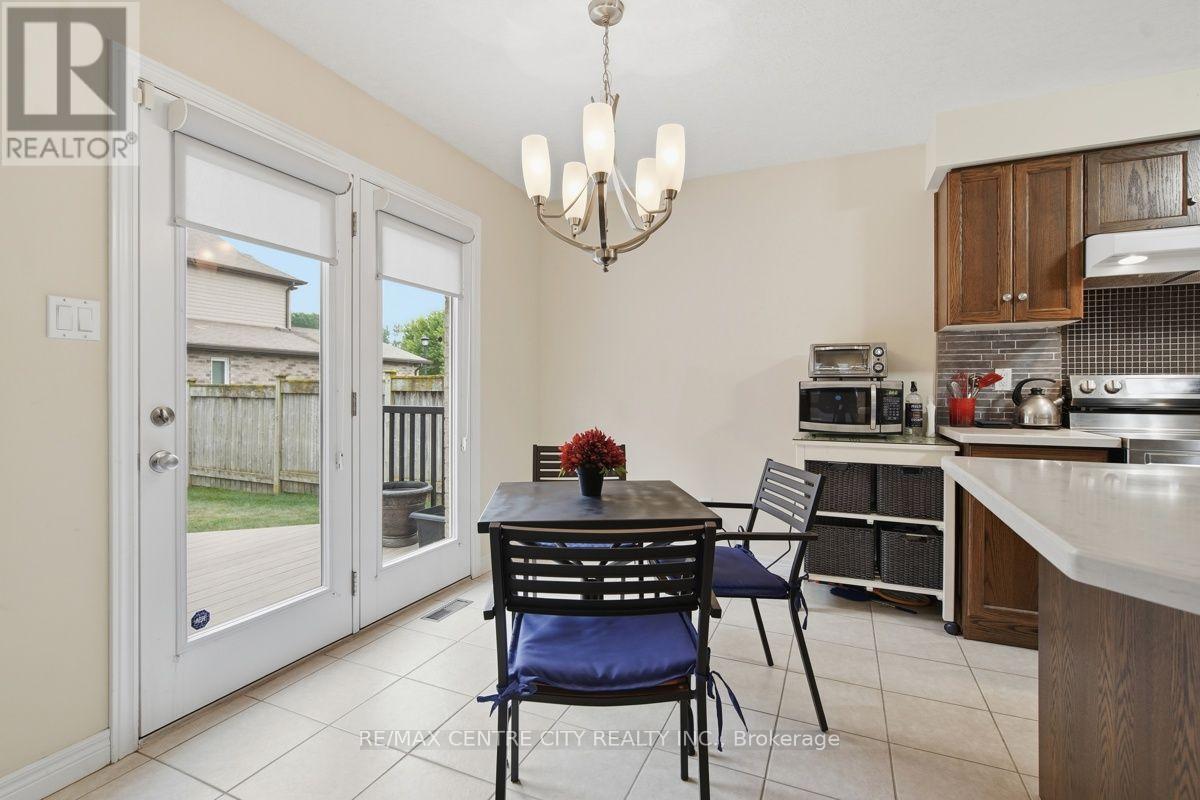 1982 Denview Avenue, London North, Ontario  N6G 0G3 - Photo 17 - X13617082