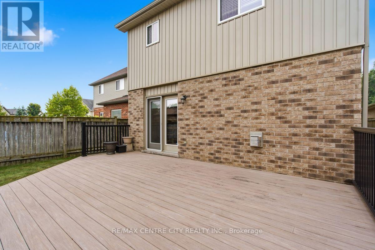 1982 Denview Avenue, London North, Ontario  N6G 0G3 - Photo 41 - X13617082