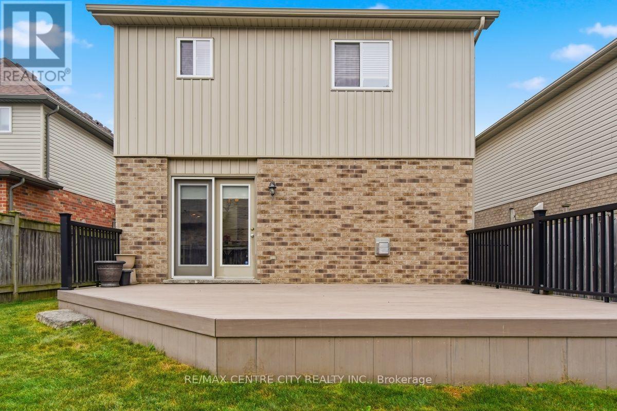 1982 Denview Avenue, London North, Ontario  N6G 0G3 - Photo 44 - X13617082