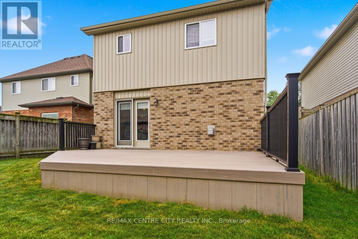 1982 Denview Avenue, London North, Ontario  N6G 0G3 - Photo 45 - X13617082