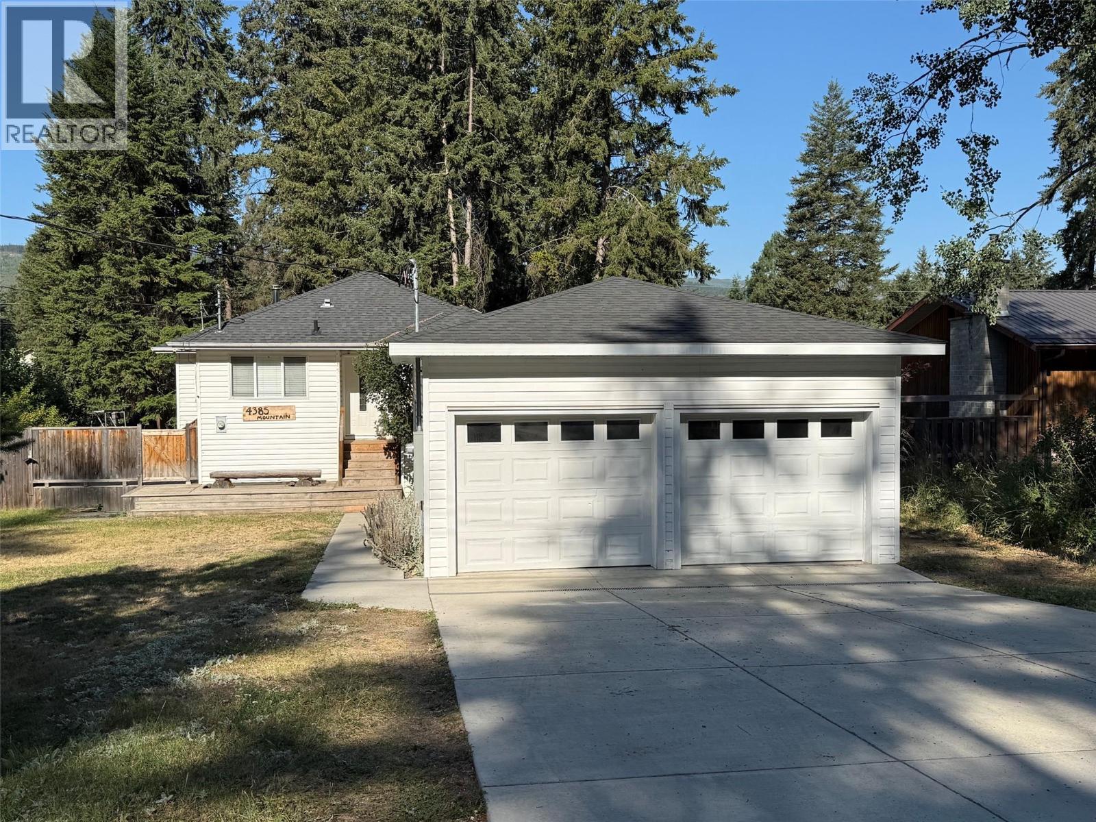 4385 Mountain Road, Barriere, British Columbia