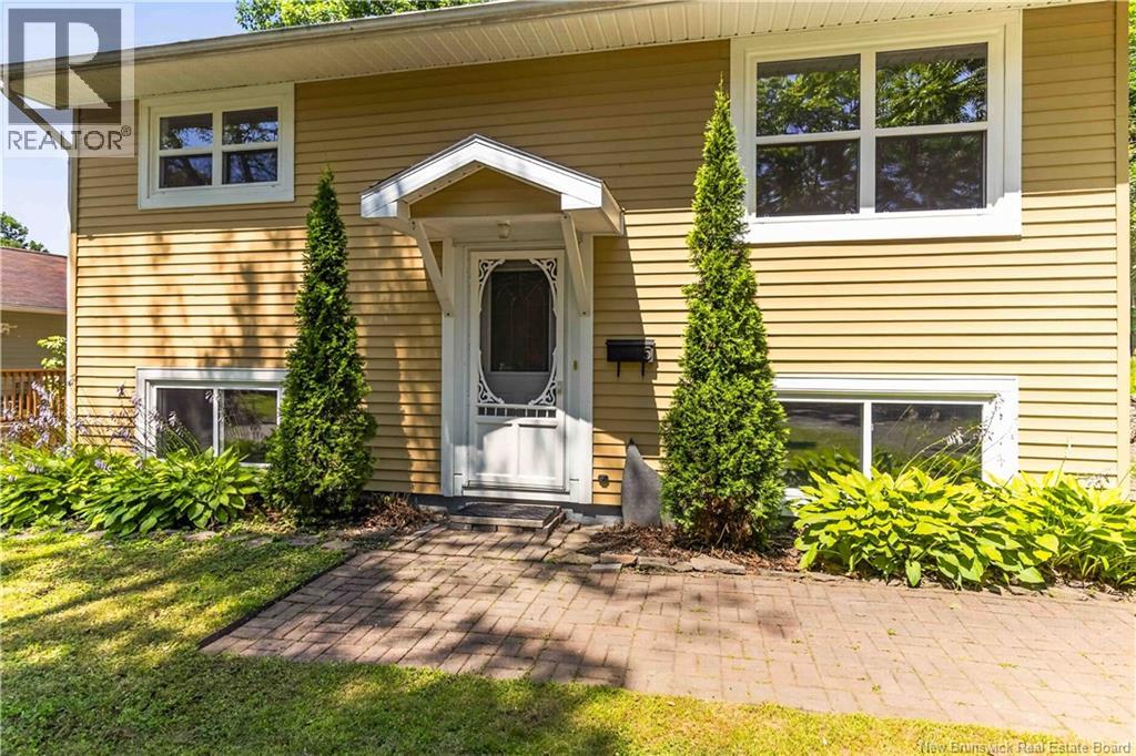 5 Lilac Crescent, Nashwaaksis, New Brunswick  E3A 2G7 - Photo 3 - NB144951