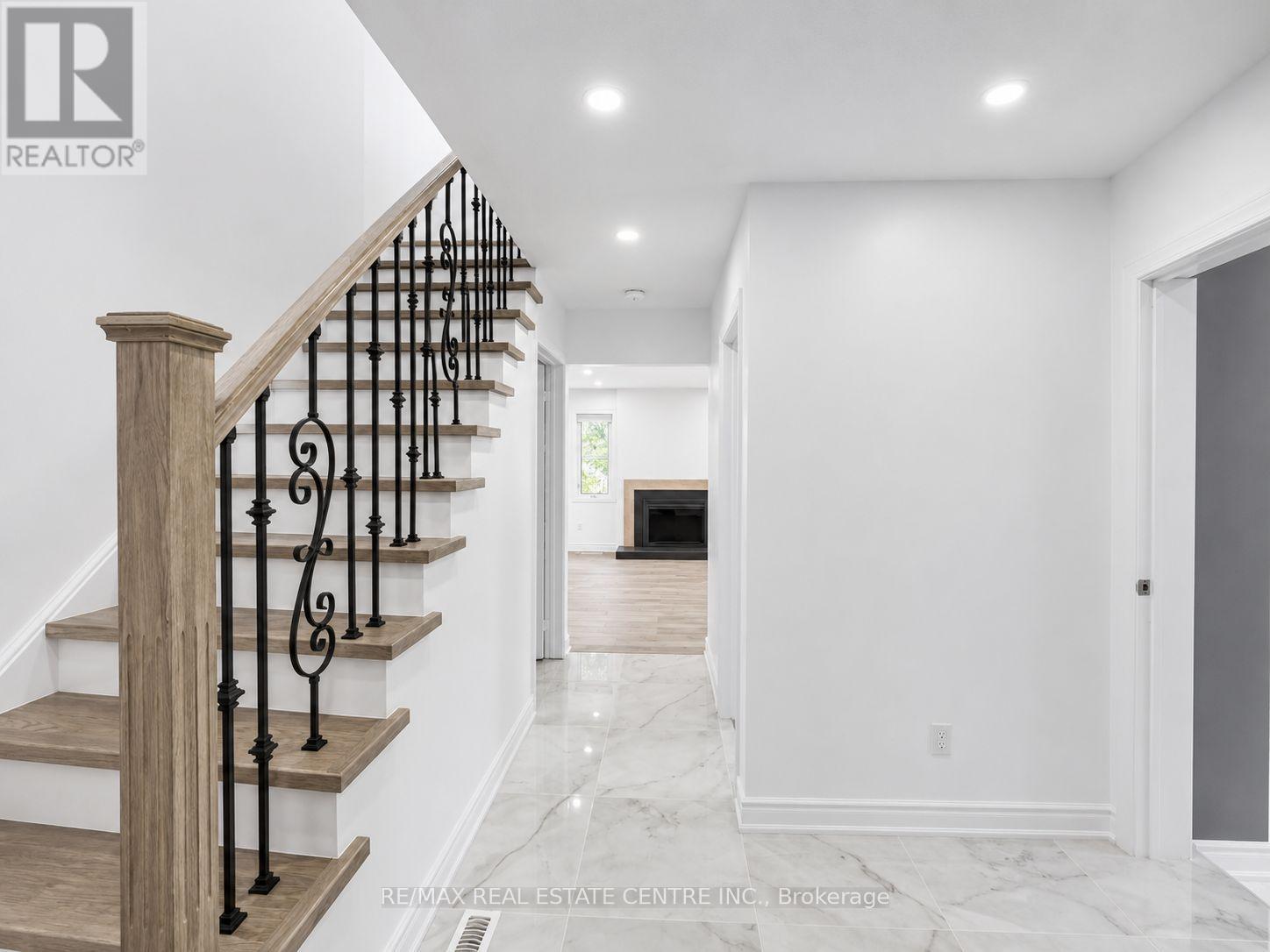 62 Bramhall Circle, Brampton, Ontario  L6V 2G4 - Photo 8 - W13616848