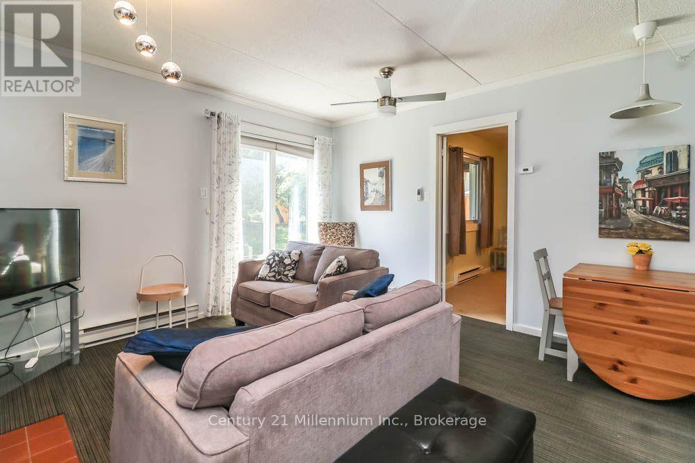 6 - 15 DAWSON DRIVE, Collingwood, Ontario