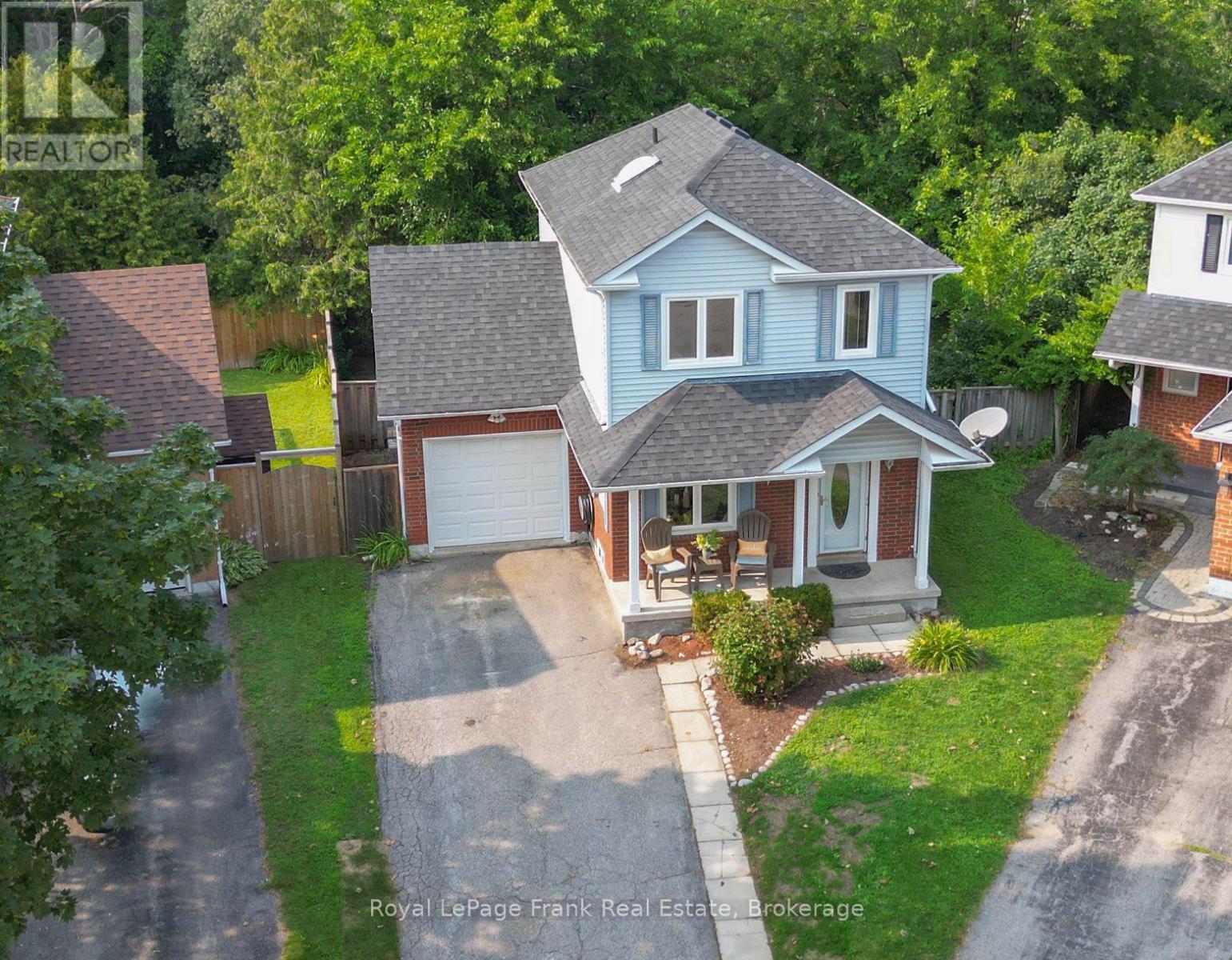38 Longwood Court, Clarington, Ontario  L1E 1R7 - Photo 3 - E13617196