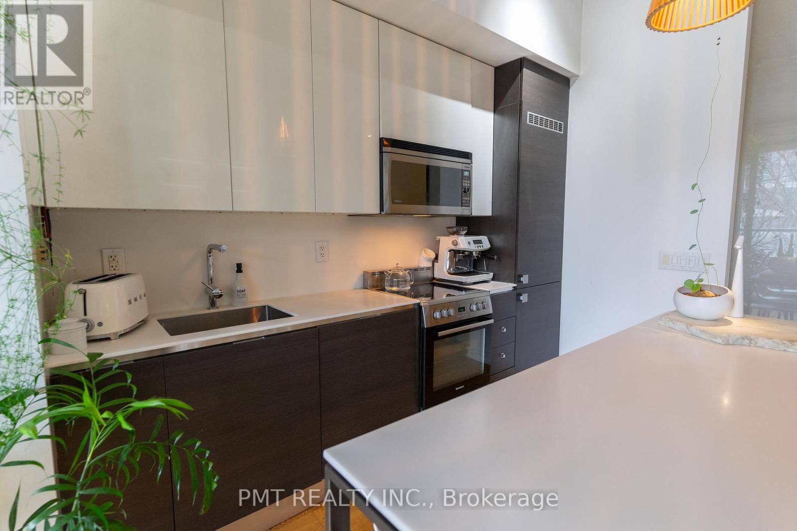 204 - 8 Dovercourt Road, Toronto, Ontario  M6J 0B6 - Photo 4 - C13616968