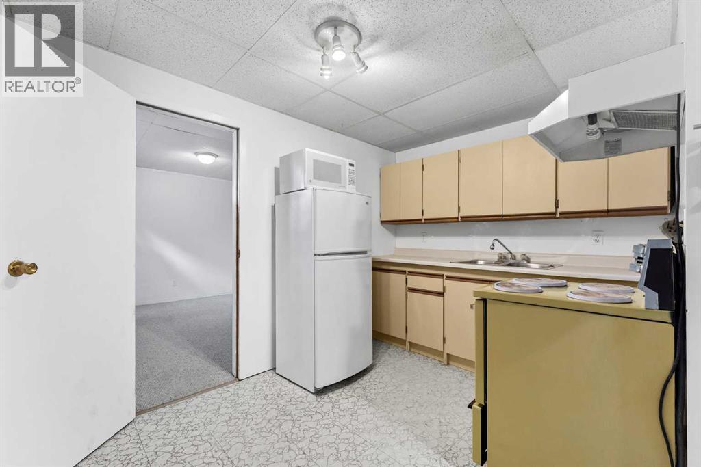 129 7 Street Se, Medicine Hat, Alberta  T1A 1J4 - Photo 26 - A2326451