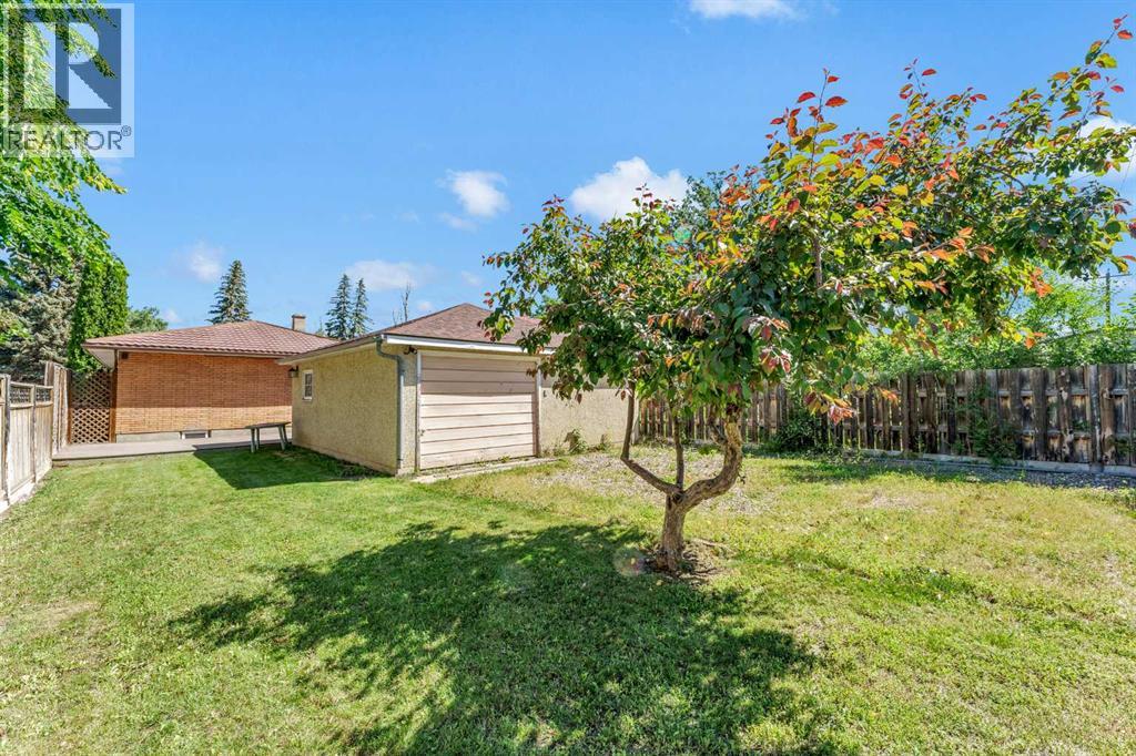 129 7 Street Se, Medicine Hat, Alberta  T1A 1J4 - Photo 41 - A2326451