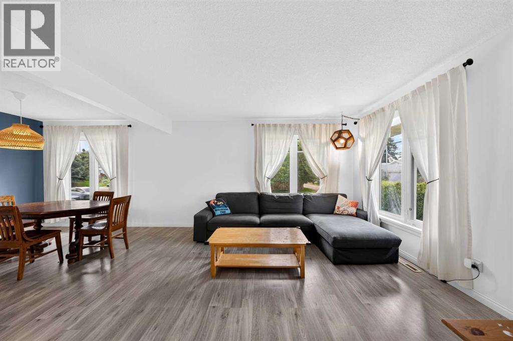 4819 Vanguard Road Nw, Calgary, Alberta  T3A 0R5 - Photo 7 - A2325600