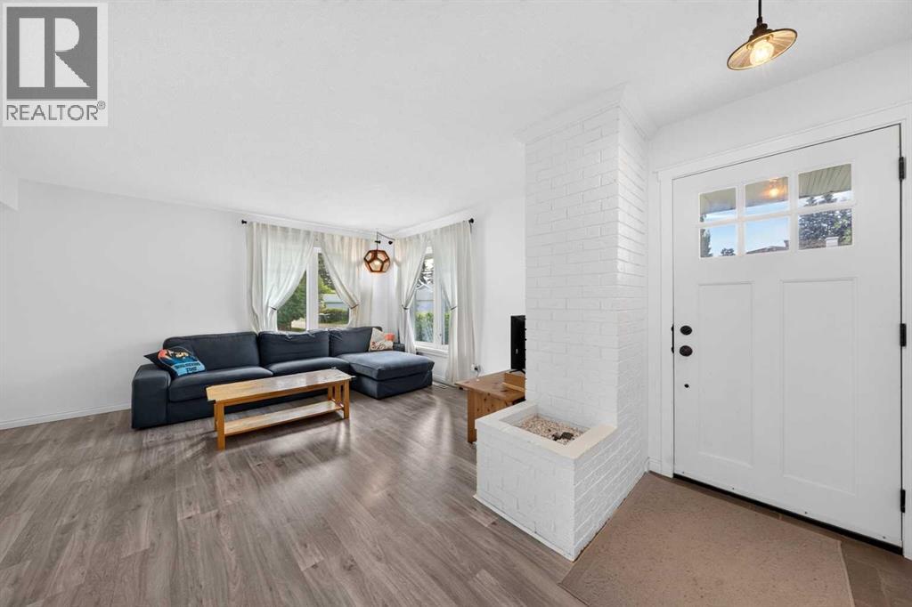 4819 Vanguard Road Nw, Calgary, Alberta  T3A 0R5 - Photo 6 - A2325600
