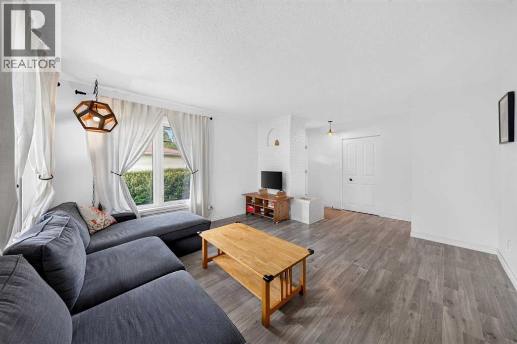 4819 Vanguard Road Nw, Calgary, Alberta  T3A 0R5 - Photo 15 - A2325600
