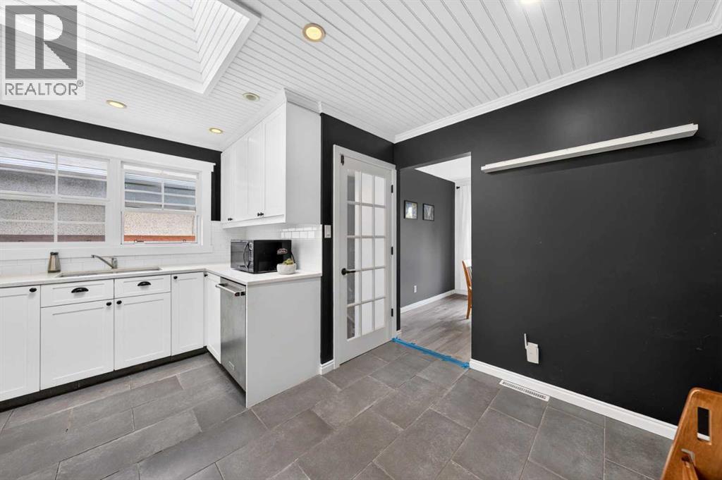 4819 Vanguard Road Nw, Calgary, Alberta  T3A 0R5 - Photo 17 - A2325600