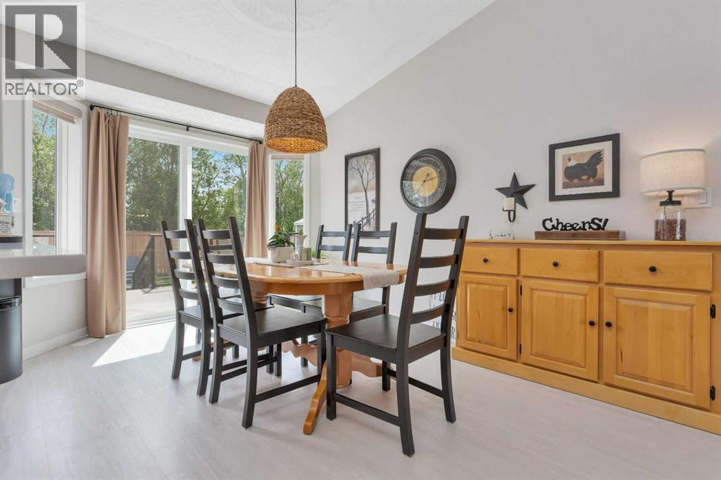 8 Pritchard Close, Sylvan Lake, Alberta  T4S 1W3 - Photo 7 - A2332503