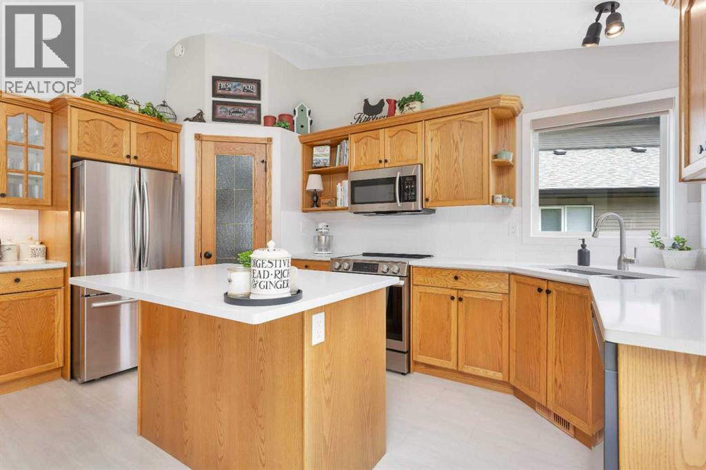 8 Pritchard Close, Sylvan Lake, Alberta  T4S 1W3 - Photo 8 - A2332503