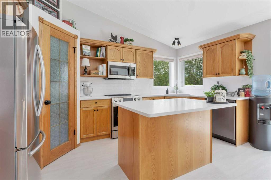 8 Pritchard Close, Sylvan Lake, Alberta  T4S 1W3 - Photo 10 - A2332503
