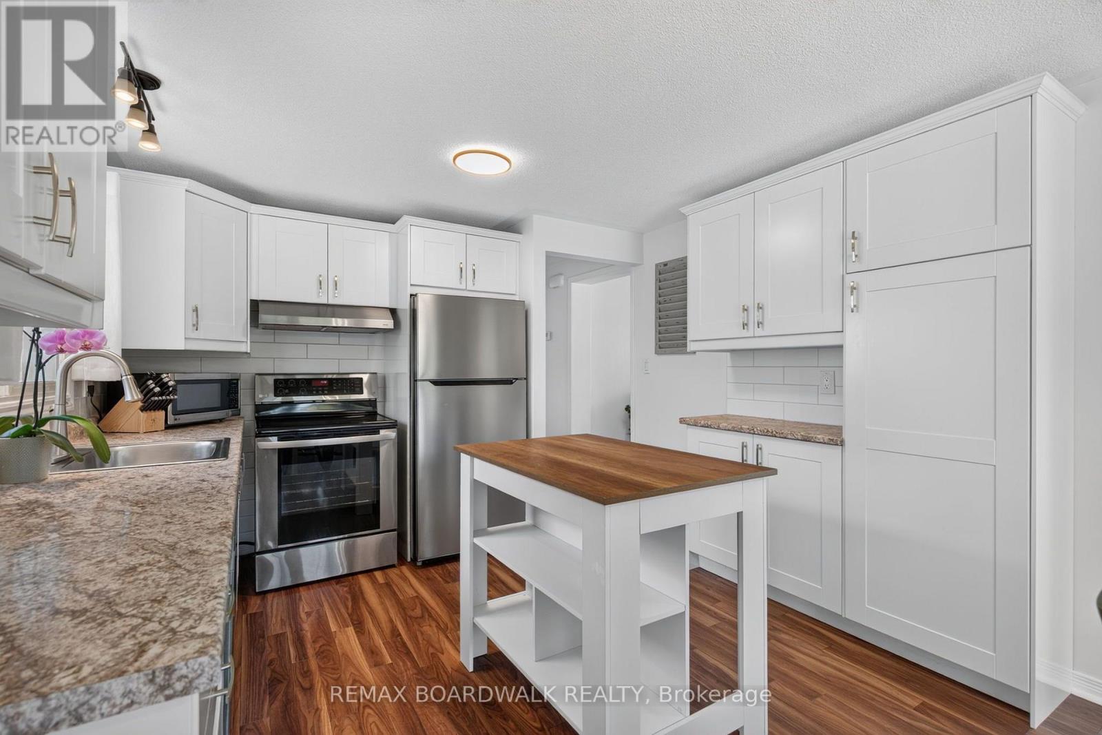 34 Binscarth Crescent, Ottawa, Ontario  K2L 1S1 - Photo 17 - X13617046