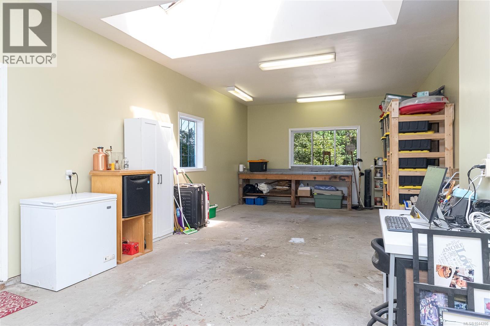 5435 Fowler Rd, Saanich, British Columbia  V8Y 1Y4 - Photo 30 - 1044286