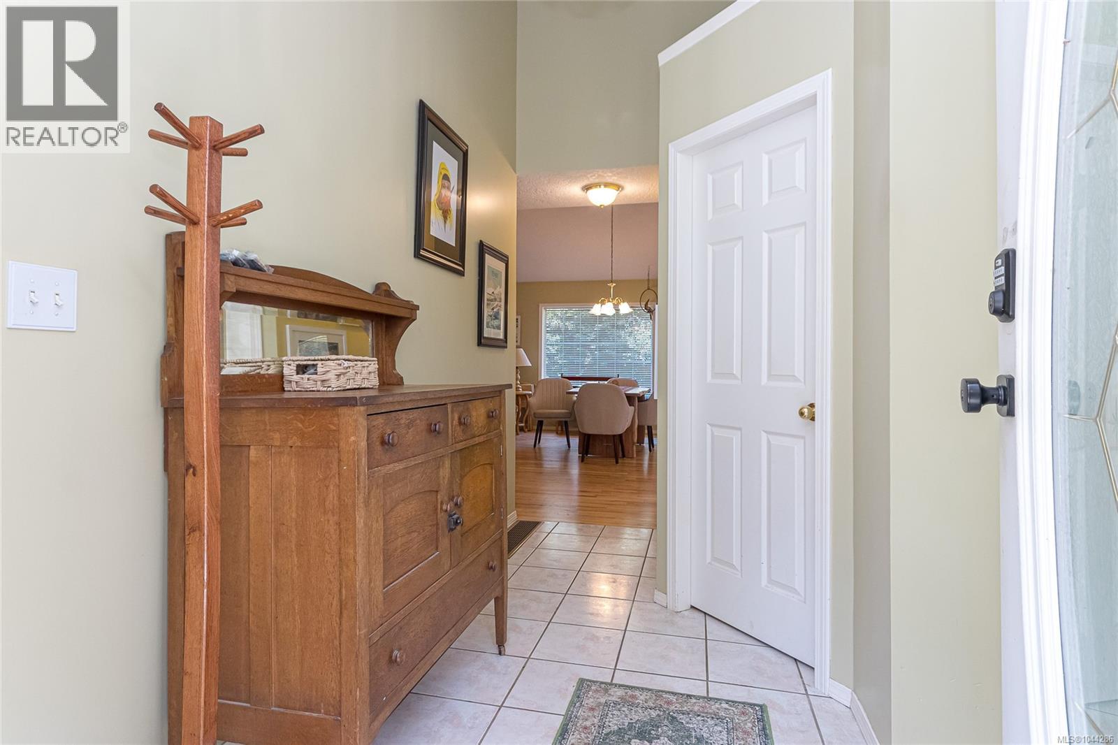 5435 Fowler Rd, Saanich, British Columbia  V8Y 1Y4 - Photo 8 - 1044286