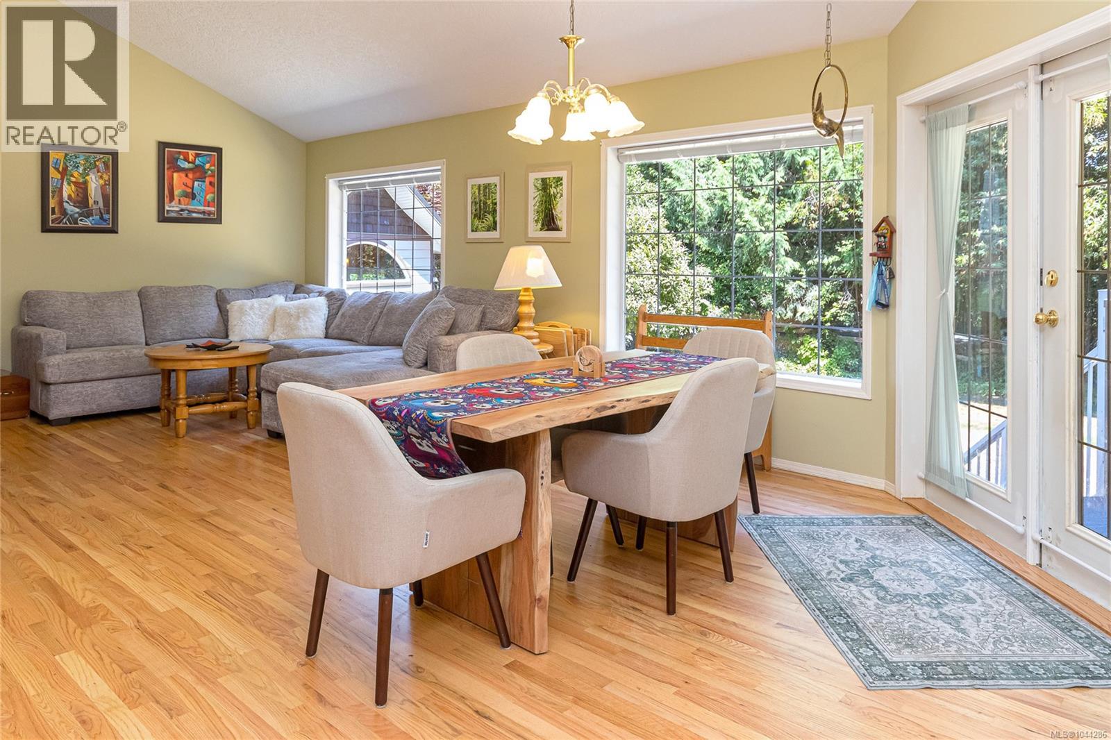 5435 Fowler Rd, Saanich, British Columbia  V8Y 1Y4 - Photo 14 - 1044286